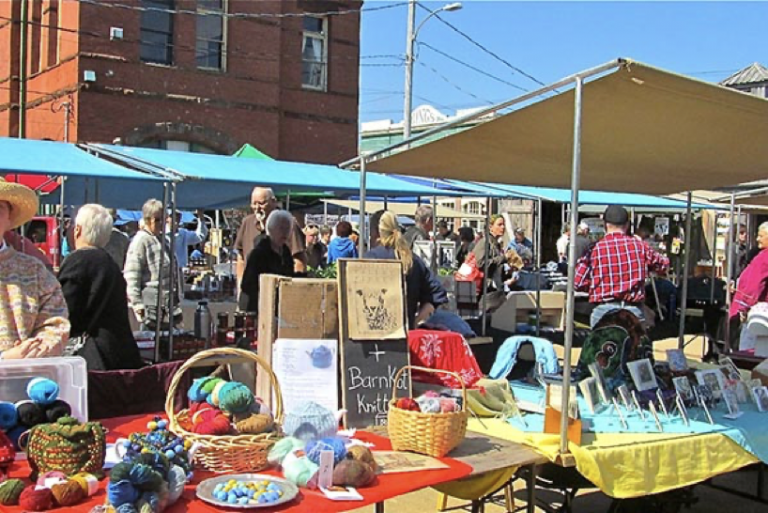 Weekly Farmer’s Market Annapolis Royal Nova Scotia